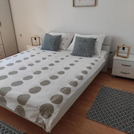 Sunny Apartment In Rijeka Ngoại thất bức ảnh