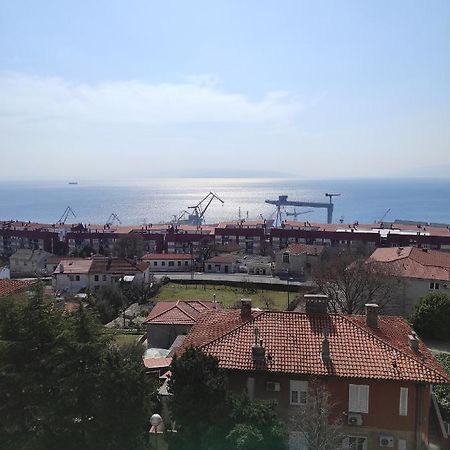Sunny Apartment In Rijeka Ngoại thất bức ảnh